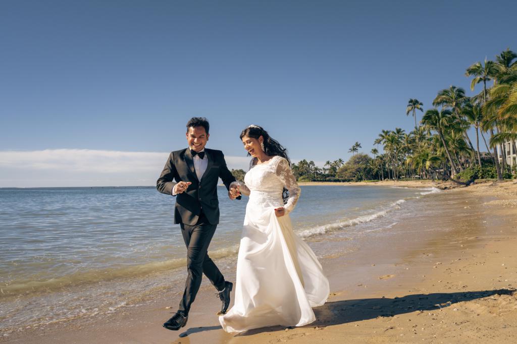 Wedding under Hawaiian sun